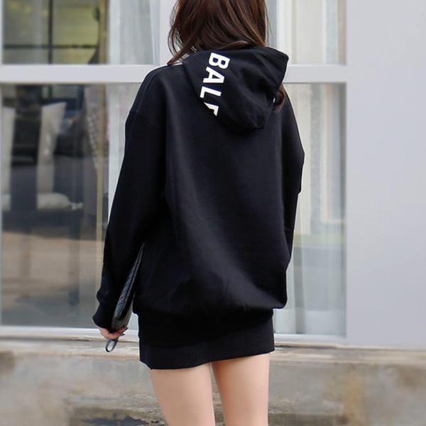 送料込 BALENCIAGA フードロゴ パーカー 528351TAV371000 | 韓国 
